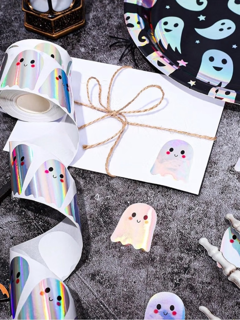500Pcs Halloween Pholographic Ghost Stickers